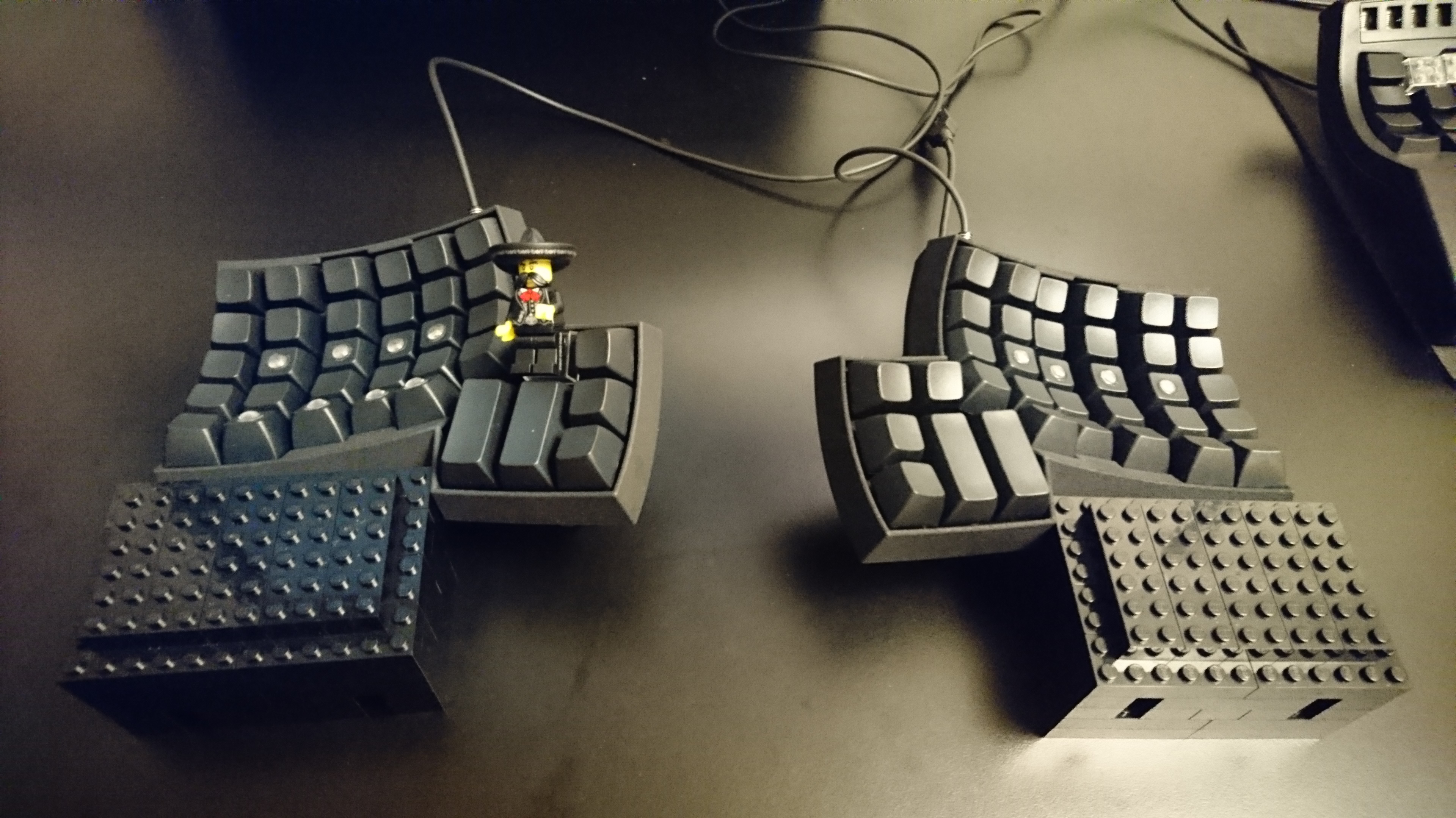 dactyl.jpg